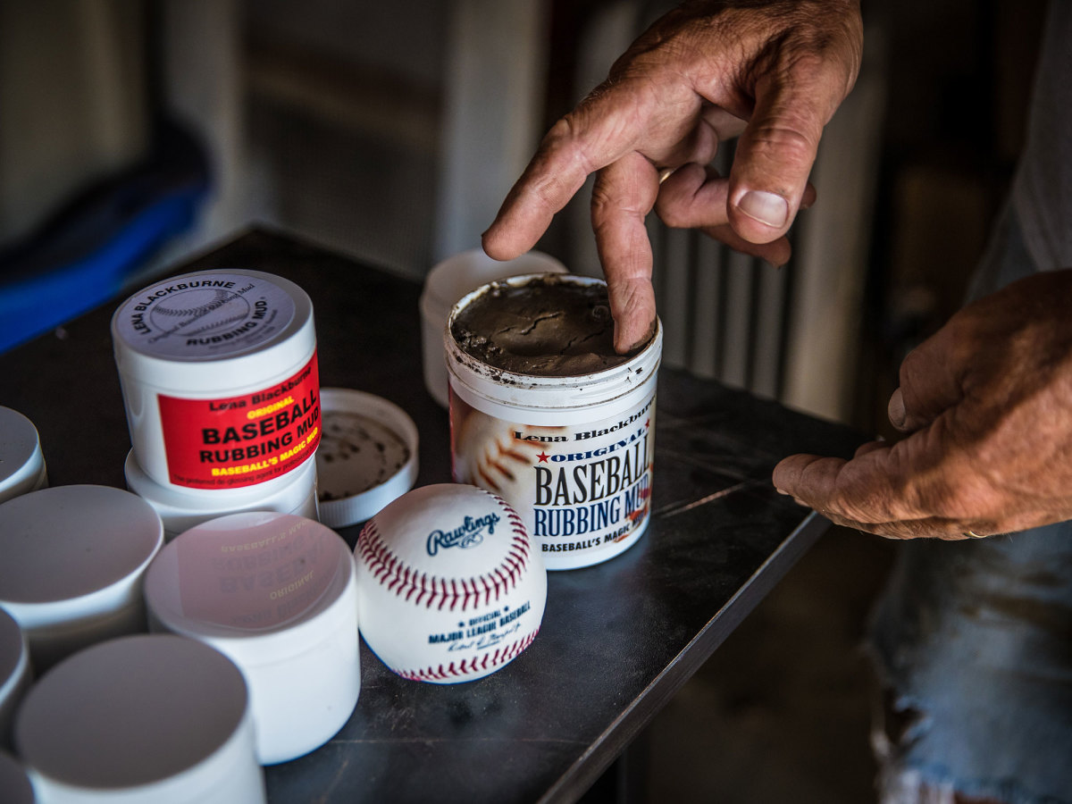 mud-cup-hand.jpg